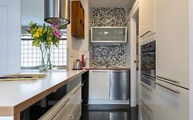 Homeabout Madrid Rio Apartment