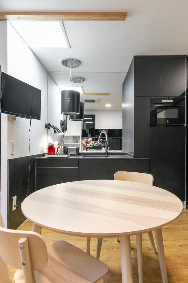 Homeabout Madrid Rio Apartment Extérieur photo